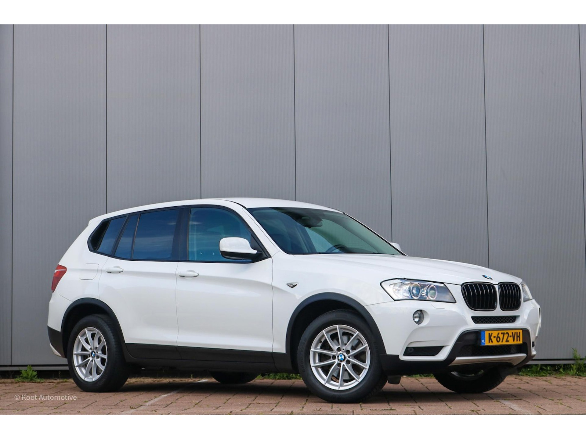 BMW X3 SDrive18d Executive Automaat | Navi | Xenon | Stoelverwarming | Sportstoelen | M Sportstuur | Trekhaak