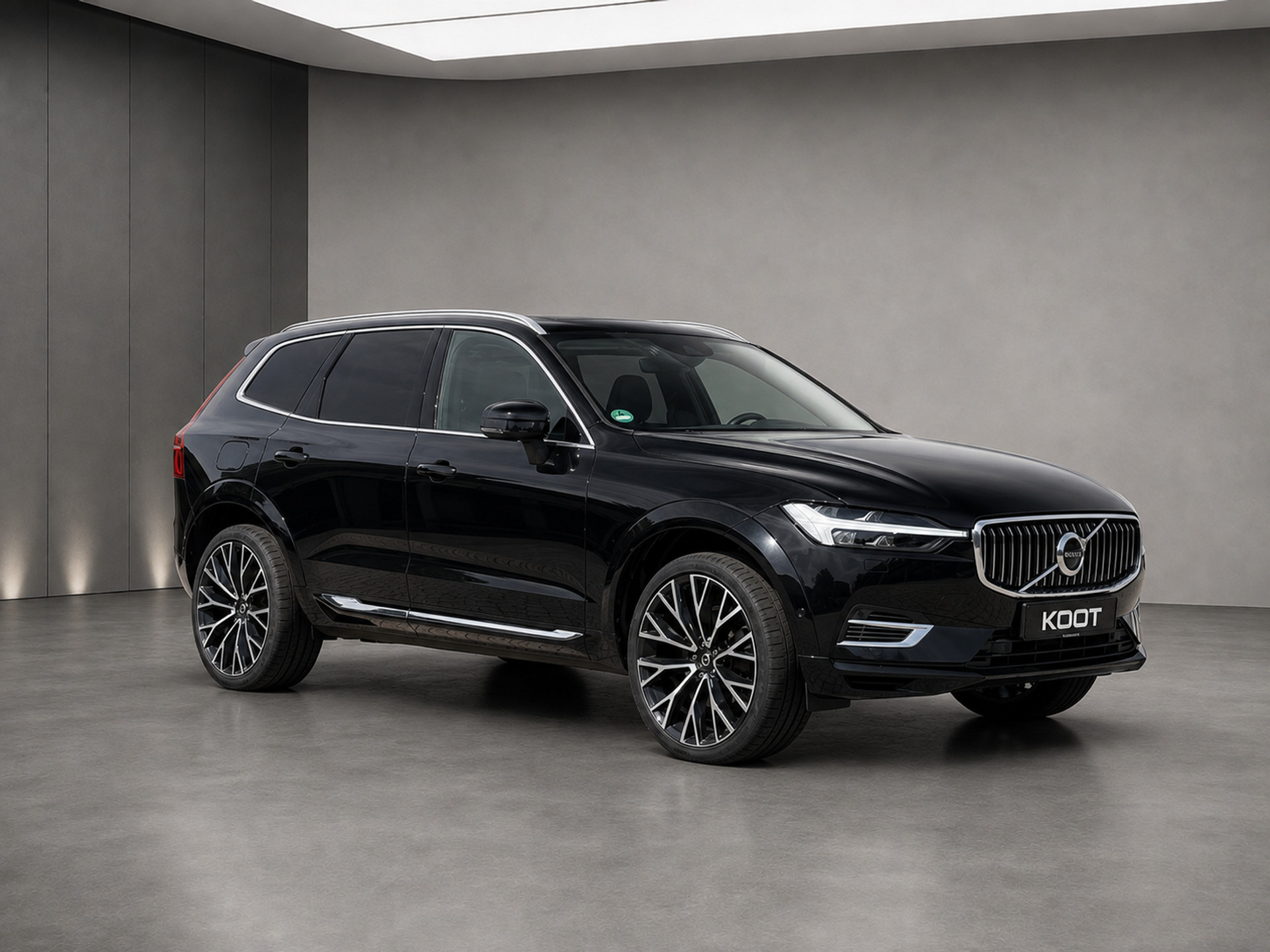 Volvo XC60 2.0 Recharge T6 AWD Inscription | SOH 95% | B&W | Luchtvering | 22” | Pano | HUD | 360° | HUD| Trekhaak
